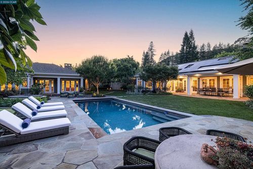 3937 Happy Valley Rd, Lafayette, CA, 94549-2423 | Card Image