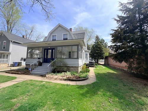 512 N Center Street, Naperville, IL, 60563 | Card Image