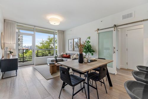 309-177 W 3rd St, North Vancouver, BC, V7M0G5 | Card Image