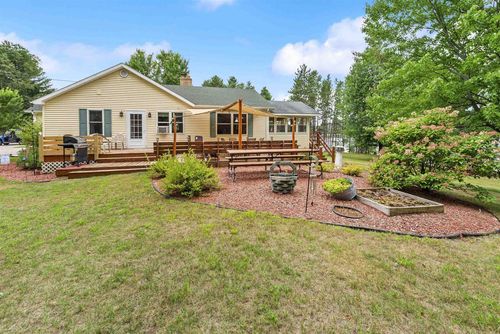 W10008 Two Little Indians Road, Lake, MI, 49887 | Card Image