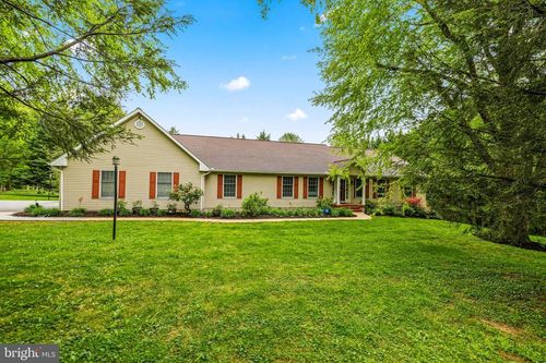 904 Maplehurst Ln, Monkton, MD, 21111-1432 | Card Image