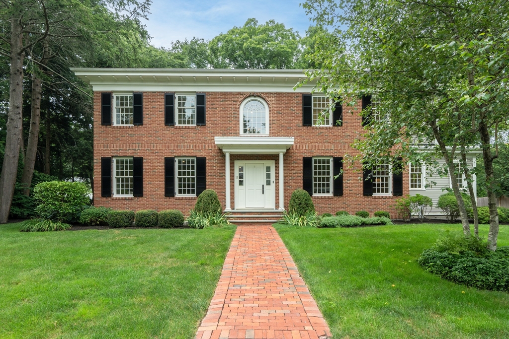 Cedar Rd, Chestnut Hill, MA 02467
