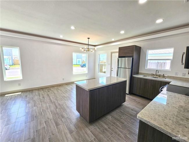 APT-1 - 3600 Frio Ave, Condo with 2 bedrooms, 2 bathrooms and 2 parking in McAllen TX | Image 9