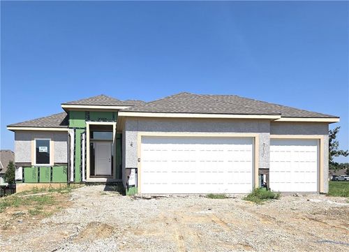 4525 145th Ct, Basehor, KS, 66007-7801 | Card Image