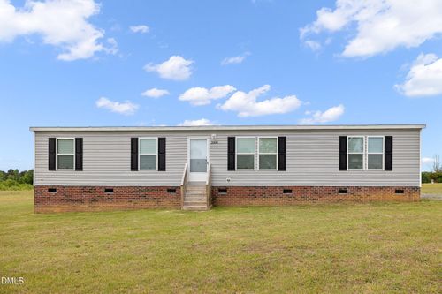2890 Junior Rd, Kenly, NC, 27542-8593 | Card Image