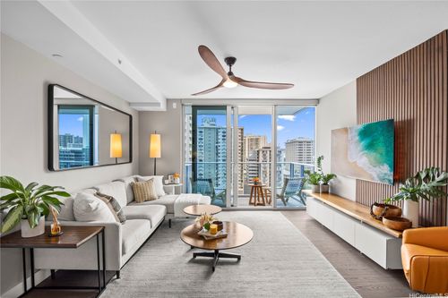 apt-1309-629 Keeaumoku St, Honolulu, HI, 96814-3624 | Card Image