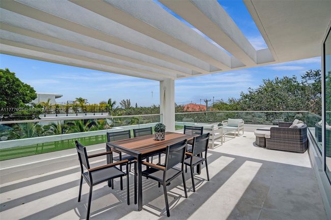 201 Buttonwood Dr, House other with 5 bedrooms, 7 bathrooms and null parking in Key Biscayne FL | Image 10