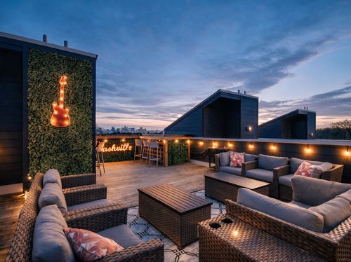 1120 Harmony Way, Nashville, TN, 37207-5277 | Card Image