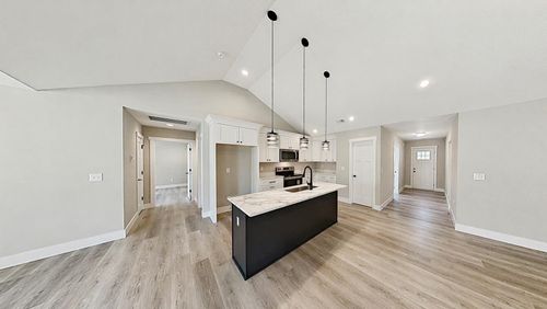 366 W Church St, Cowpens, SC, 29330-9741 | Card Image