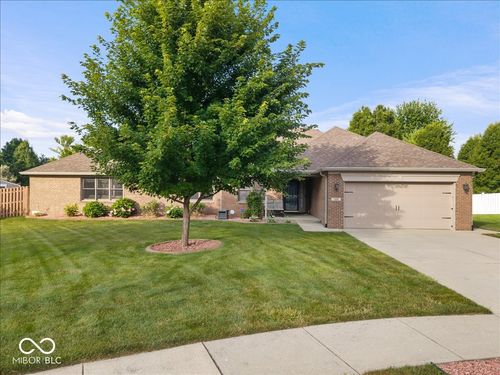 768 Robertson Ct, Danville, IN, 46122-7869 | Card Image