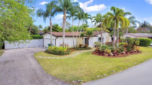 14131 Sw 99th Ave, Miami, FL, 33176-6711 | Card Image