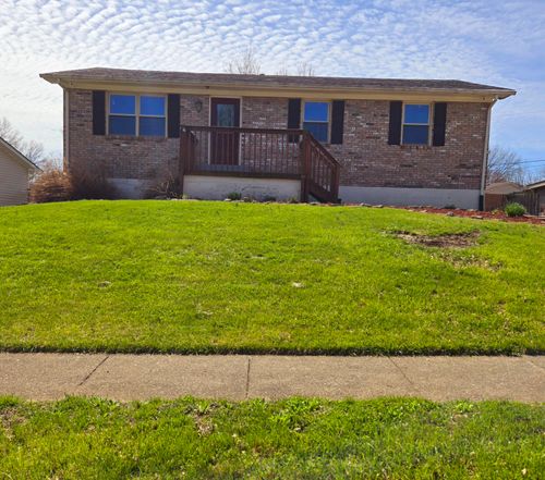 3191 Beaver Creek Dr, Lexington, KY, 40517-4145 | Card Image