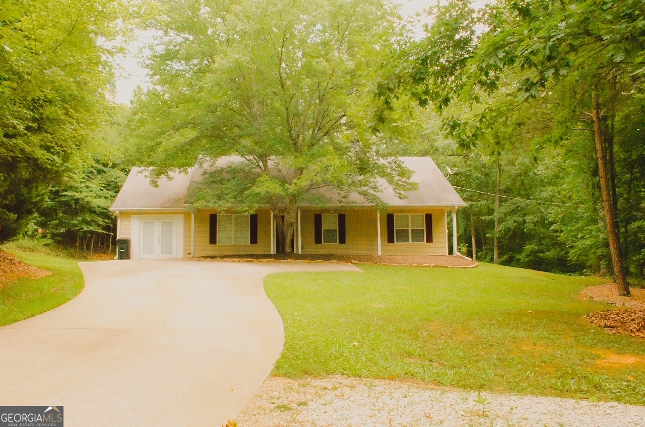 Arrowhead Trl, Eatonton, GA 31024