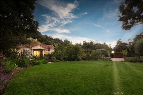 21149 Entrada Rd, Topanga, CA, 90290 | Card Image