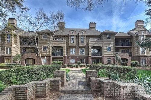 1101 #44 E Morehead Street, Charlotte, NC, 28204 | Card Image