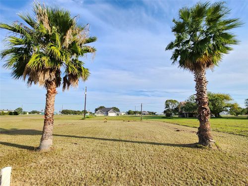 000 Mollnar Dr, Palacios, TX, 77465 | Card Image