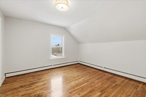 88 Aldis St, Saint Albans, VT, 05478-1913 | Card Image