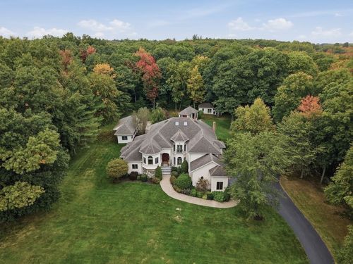 37 Putnam Hill Rd, Sutton, MA, 01590-1722 | Card Image