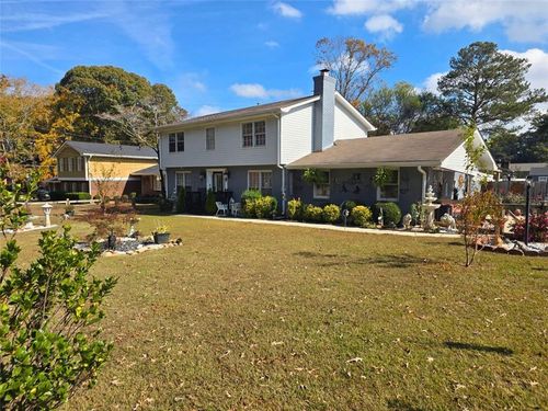 2303 Country Club Dr Se, Conyers, GA, 30013-5105 | Card Image