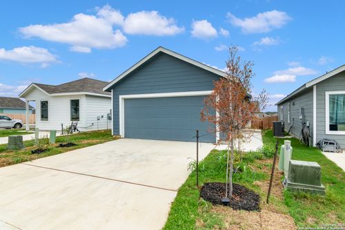 3706 Rock Mill Dm, San Antonio, TX, 78245-5285 | Card Image