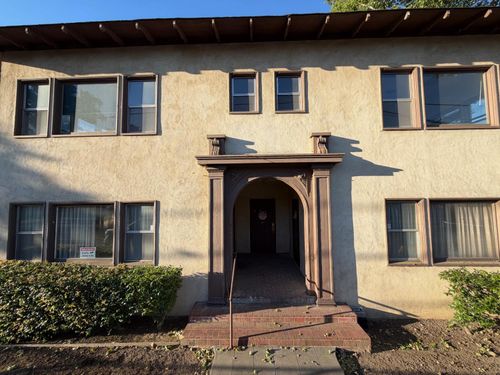 902 Court St, Woodland, CA, 95695-3519 | Card Image