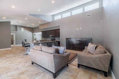 2068-1-200 Hallow Tree Lane, Houston, TX, 77090 | Card Image