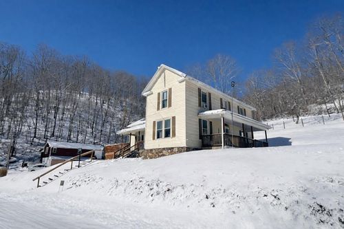 4423 Wrights Valley Rd, Bluefield, VA, 24605-8958 | Card Image