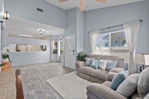 j1-91-1025 Kaileolea Dr, Ewa Beach, HI, 96706-5033 | Card Image