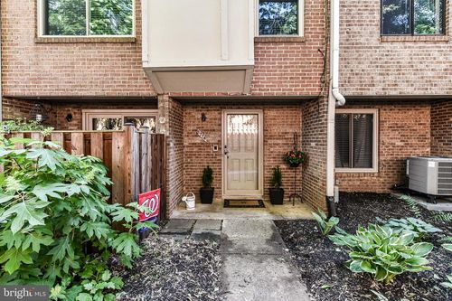1774 Dogwood Dr, ALEXANDRIA, VA, 22302-2312 | Card Image