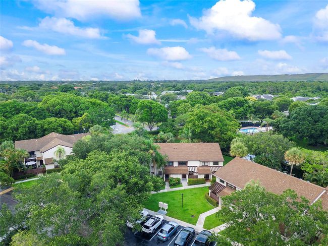 4306 Carambola Cir N, Townhouse with 2 bedrooms, 3 bathrooms and null parking in Coconut Creek FL | Image 30