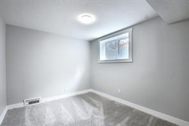 15 Haddock Rd Sw, House detached with 3 bedrooms, 3 bathrooms and 3 parking in Calgary AB | Image 43