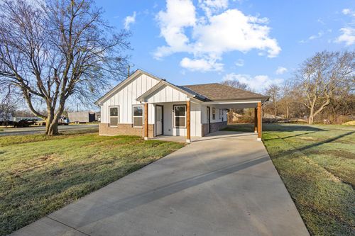 401 N White Oak Rd, Dodd City, TX, 75438-5251 | Card Image