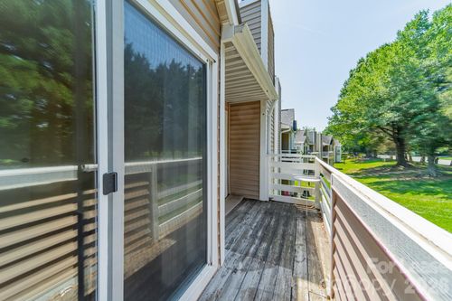 f-9605 Vinca Cir, Charlotte, NC, 28213-0537 | Card Image