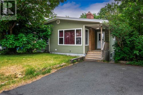 19 Weymouth St, Saint Johns, NL, A1B2B7 | Card Image