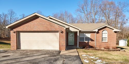 39 Southwood Dr Se, Corydon, IN, 47112-1753 | Card Image