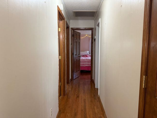 10636 Arbor Rd, House other with 3 bedrooms, 2 bathrooms and 1 parking in Wise VA | Image 12