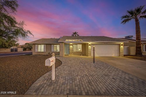 715 W Laguna Azul Ave, Mesa, AZ, 85210-6831 | Card Image