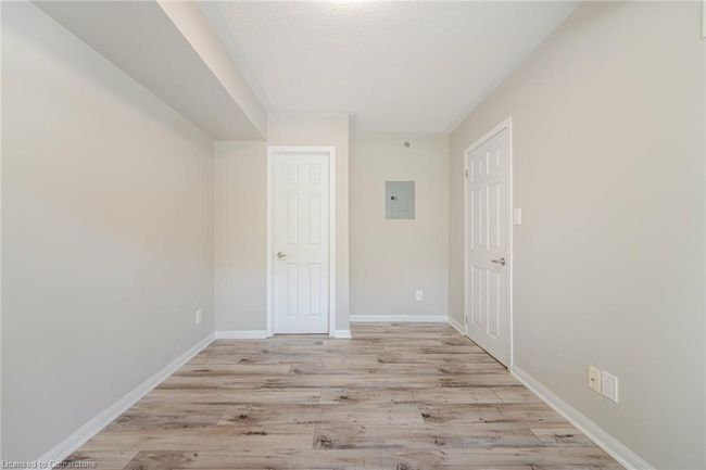 105 - 3070 Rotary Way, House attached with 1 bedrooms, 1 bathrooms and 1 parking in Burlington ON | Image 19