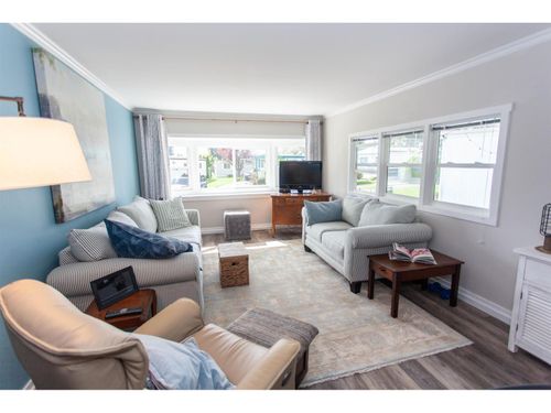 209-1840 160 Street, Surrey, BC, V4A4X4 | Card Image