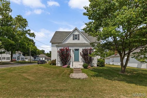 115 W 4th St, Sparta, IL, 62286-1756 | Card Image