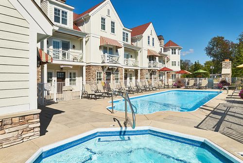 6h-2057 Lake St, Holland, MI, 49424-7609 | Card Image