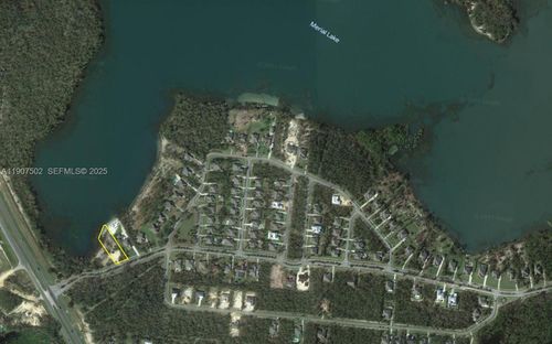 107 Lake Merial Blvd, Panama City, FL, 32409-4515 | Card Image