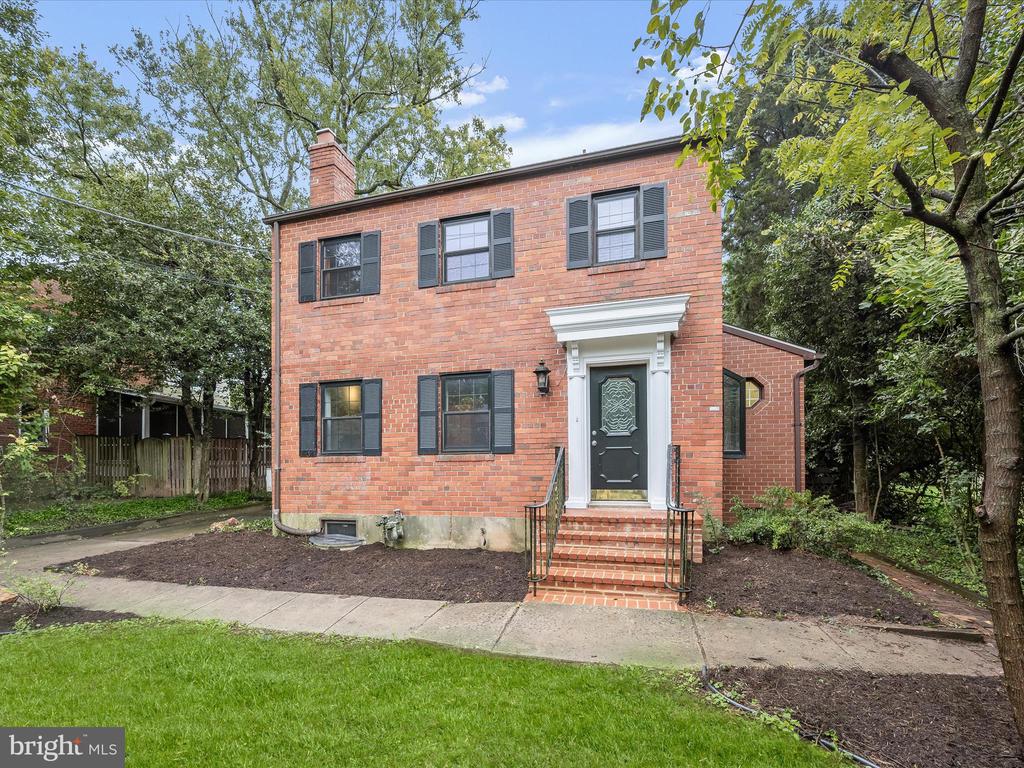 Arvin St, Silver Spring, MD 20902