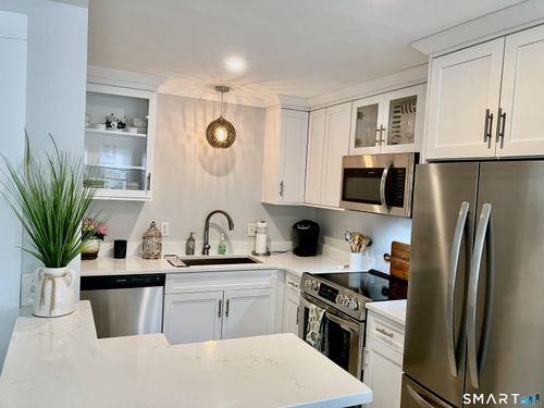 4-38 Lords Hill Rd, Stonington, CT, 06378-2619 | Card Image