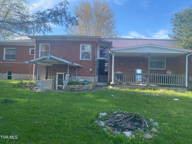 6192 Hurricane Rd, House other with 3 bedrooms, 2 bathrooms and null parking in Wise VA | Image 35