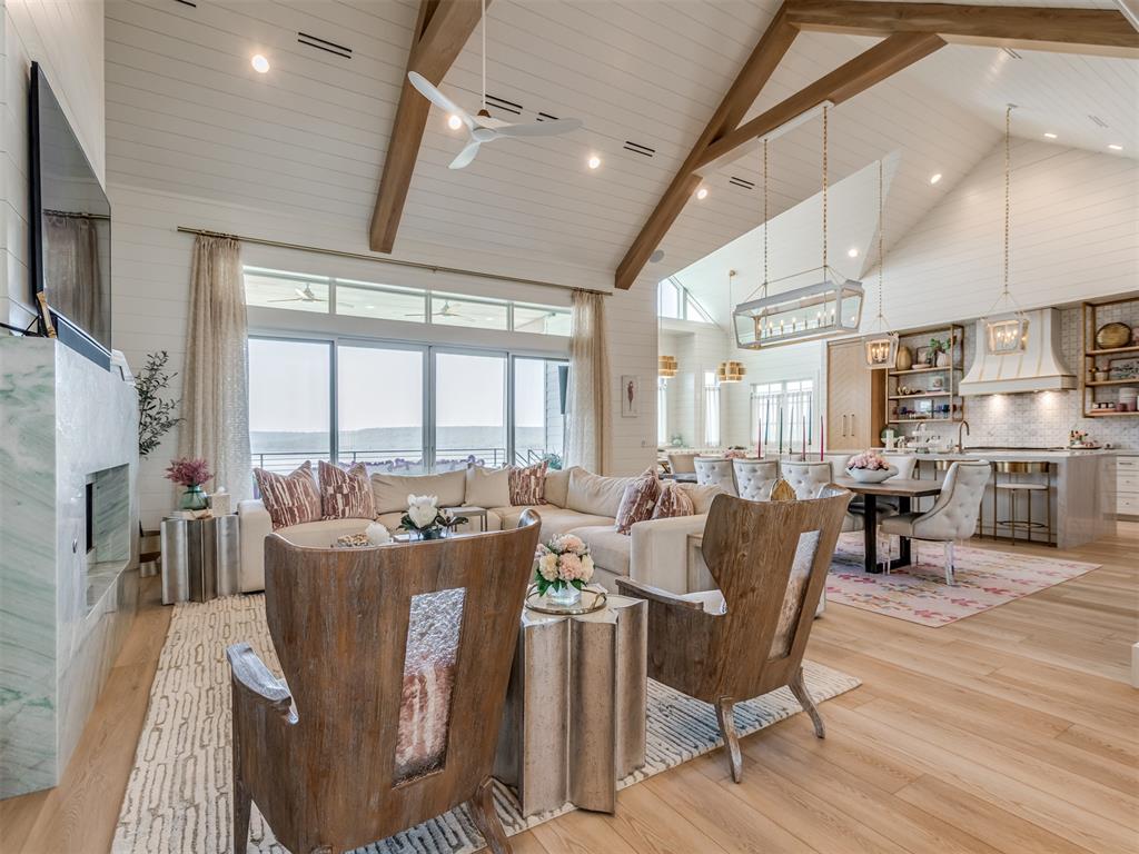 Residential in Carlton Landing 3