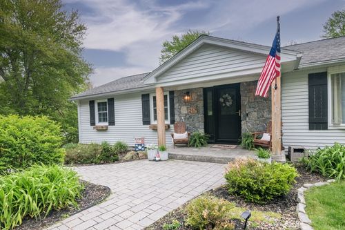 217 Pleasant St, East Longmeadow, MA, 01028-2473 | Card Image