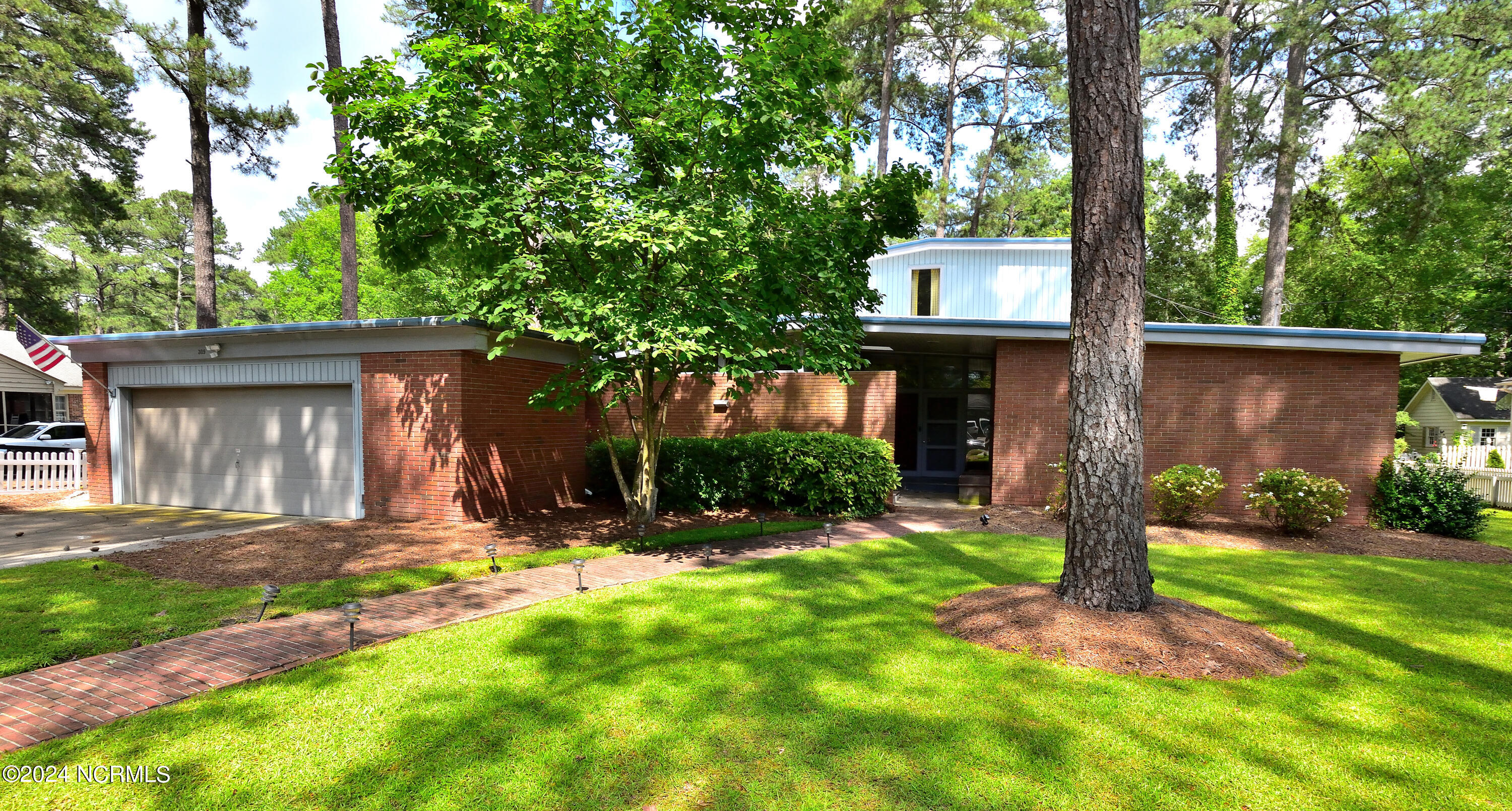 Englewood Dr, Rocky Mount, NC 27804
