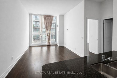 ph04-530 St Clair Ave W, Toronto, ON, M6C0A2 | Card Image