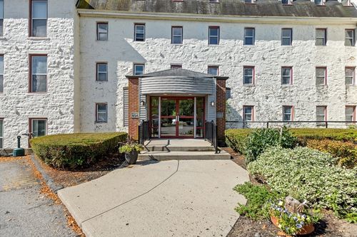 apt-504-494 Woonasquatucket Ave, North Providence, RI, 02911-1668 | Card Image